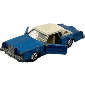 Vintage Tomica 1976 Ford Continental Mark IV Diecast Model Car Vehicle Toy